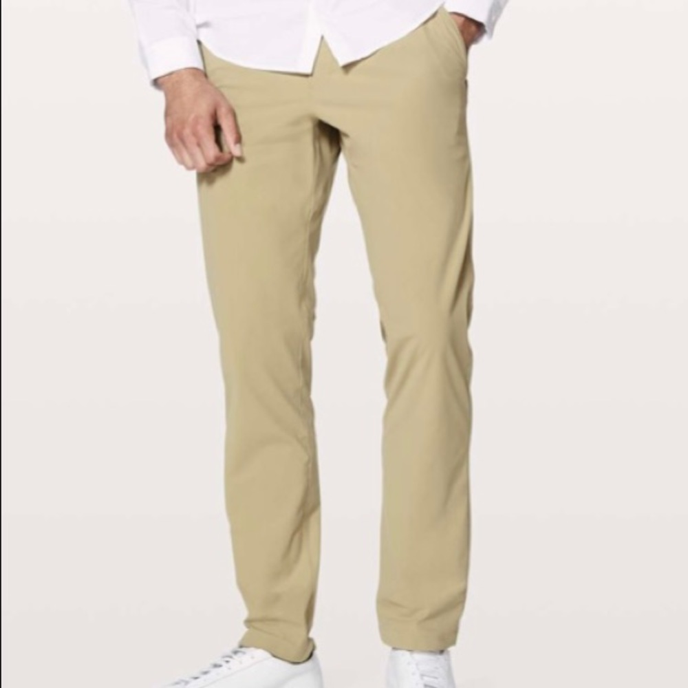 Lululemon Commission Pant Relaxed Tofino Sand